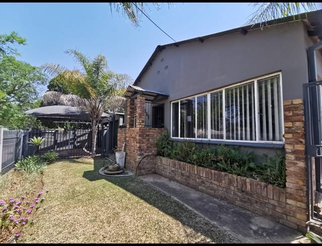 4 BEDROOM HOUSE SOLD IN MOUNTAIN VIEW